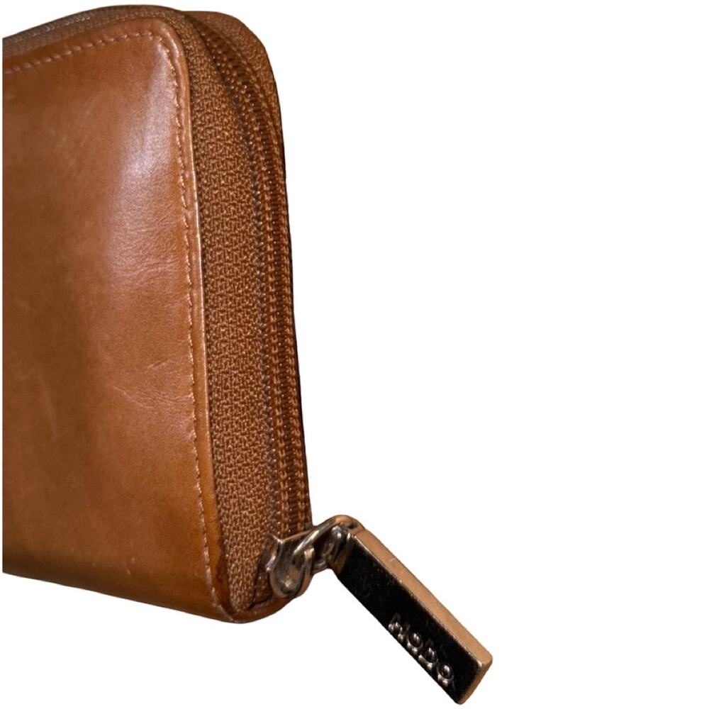 HOBO Brown Leather Zip Around Envelope Wallet - Picture 3 of 7